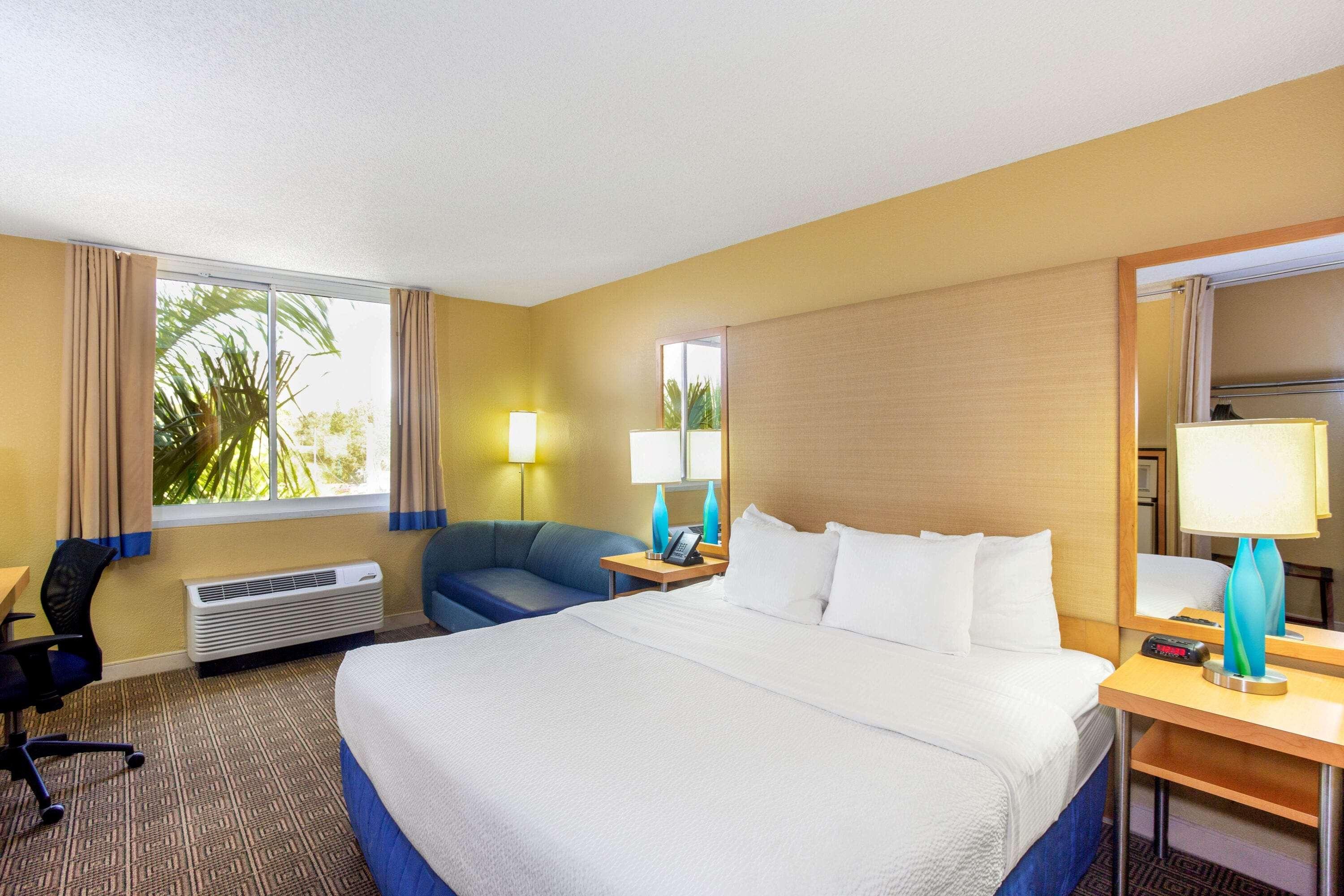 La Quinta By Wyndham Sarasota Downtown Hotel Kültér fotó